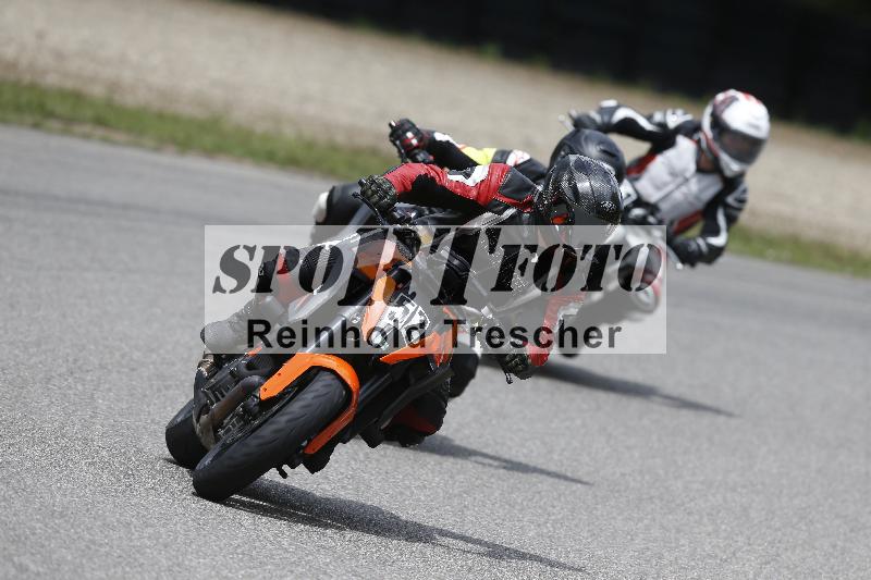 Archiv-2025/22 06.06.2025 DISCOVER the BIKE ADR/Bike 1 gruen/52